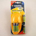Varta Pocket Charger 4-pos AA/AAA + 4 accumulator AA 2500mAh, Charging time: 13h. Зарядка 2 или 4 аккумуляторов (NiMH или NiCd) за ночь. Отключение по таймеру. 1 LED для каждой пары аккумуляторов. Зарядный ток: ААА - 120-140 (± 20%) mA, АА - 220-250 (± 20