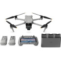 (964731) DJI Air 3 Fly More Combo + Smart Controller - Portable Drone, DJI RC2 5.5", 48MP photo, 4K 100fps / FHD 200fps camera with gimbal, max. 6000m height / 75.6 kmph speed, flight time 46min, Battery 4241 mAh, 720g (3 batteries, 6 pairs propellers, ch