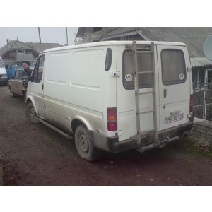 Ford Tranzit (1999)