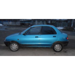 Automobil