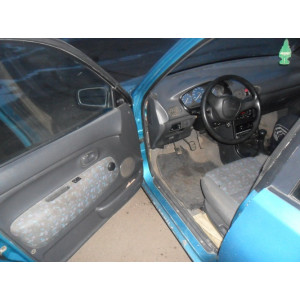 Automobil