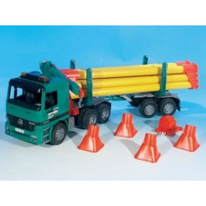 Camion MB Actros transportator de tuburi cu macara