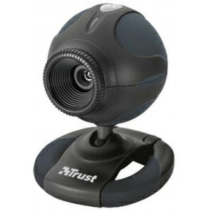 Trust WB-3320X 640 x 480 hardware resolution, 1.3 megapixel snapshot resolution and built-in microphone