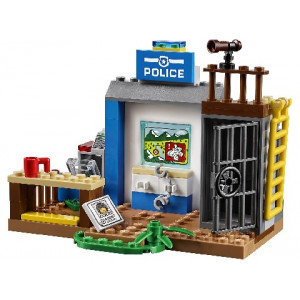 Mountain Police Chase LEGO