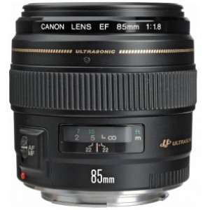 Prime Lens Canon EF 85 mm f/1.8 USM, 9/7, Angle of view 24*/16*/28*30, Blades 8, Max/Min aperture 1.8/22, Close focus to 0.85m, Max.magnification-0,13x, DxL-75x71,5mm, W-425g, Acces:Lens Filter 58, Cap ET-65III, Hood ES-58U / II, Case LP1014 / LH-B12