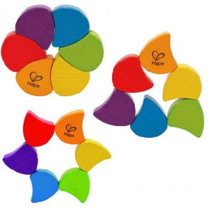 HAPE-RAINBOW RATTLE