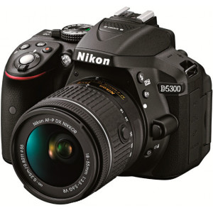 Nikon   D5300 kit AF-P 18-55VR bk  24,2Mpx CMOS 23,2x15,4mm; ISO up to25600; EXPEED 4; Full HD(60p); GPS; Wi-Fi; 2xAntiDust System; LiveView; Picture Control System: Active D-Lighting; FLIP View Screen 3,0" 921k dot; 2016-pixel RGB 3D Color Matrix Meterin