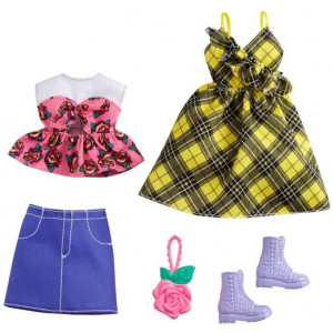 Barbie set Hainute si accesorii in asort.